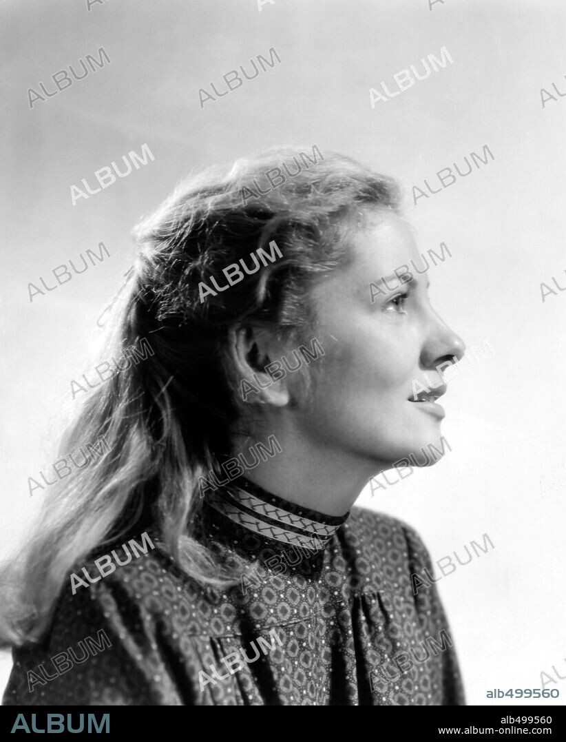 JOAN FONTAINE in LETTER FROM AN UNKNOWN WOMAN, 1948, directed by MAX OPHÜLS. Copyright UNIVERSAL PICTURES.