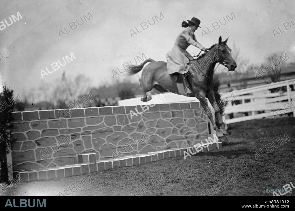 HARRIS & EWING. Horse Shows - Miss Martha Hazard, Hurdling And On Foot, 1911.