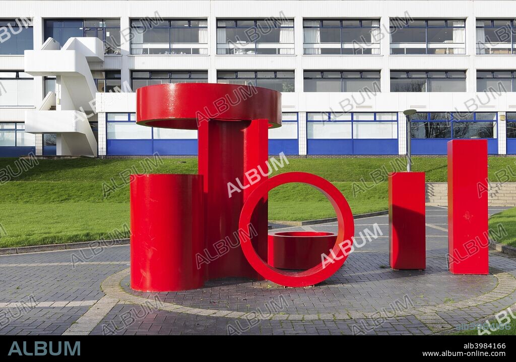 Sculpture outside the Rootes Building, University of Warwick, Coventry, Warwickshire, 2015. 'Series of Shapes in Red', by Bernard Schottlander, 1968.