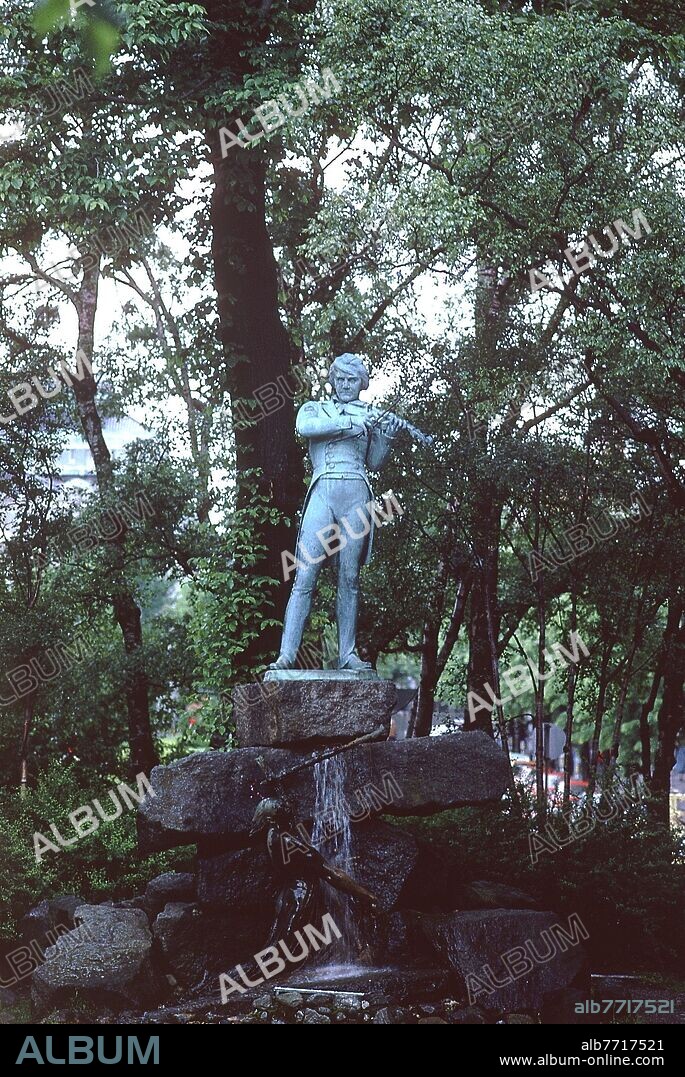 MONUMENTO A EDVARD GRIEG 1843/1907.