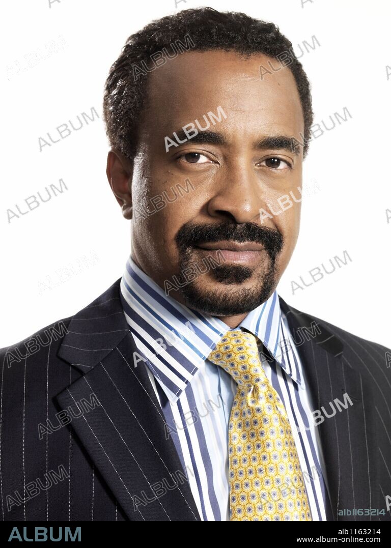 TIM MEADOWS in THE BILL ENGVALL SHOW, 2007 (BILL ENGVALL SHOW, THE-TV), directed by JAMES WIDDOES. Copyright VERY FUNNY PRODUCTIONS.