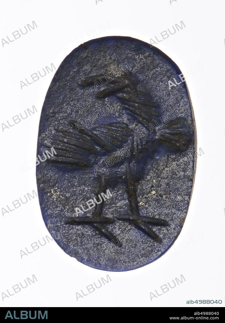 Vz: bird (rooster?) To the right with backward-looking head, gem, intaglio, lapis lazuli, Color: blue, Shape: oval, standing, Processing:, Method:, 14 x 9 mm, D. 3 mm, wt. 0.63 gr., 17th century 1600-1700.