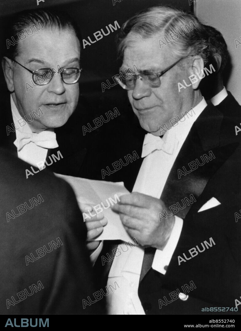 1954. Östen Undén, utrikesminister och Tage Erlander, statsminister.. Foto Svenskt Pressfoto / SCANPIX Kod 20360.