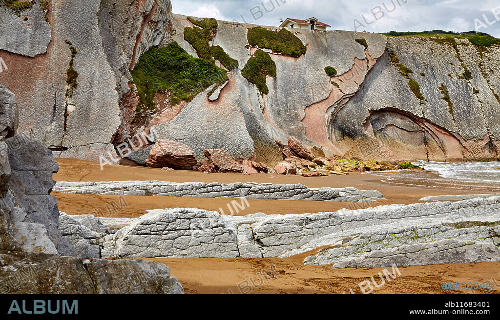 Flysch, tidal platform, Algorri, Zumaia, Gipuzkoa, Basque Country, Spain, Europe.