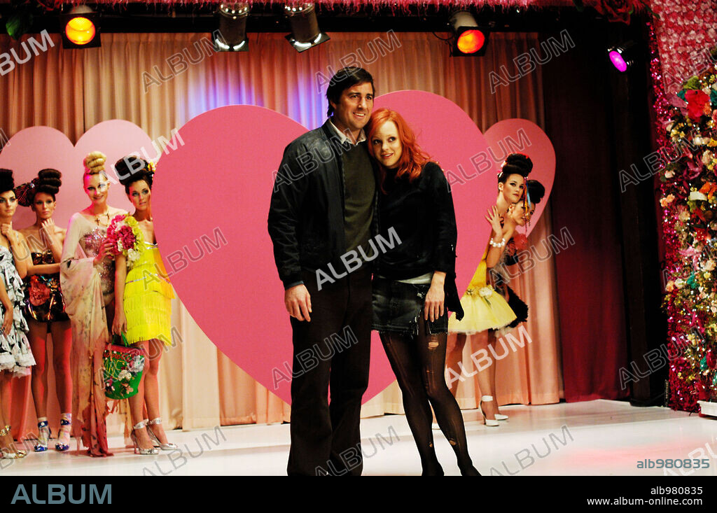ANNA FARIS y LUKE WILSON en MI SUPER EX-NOVIA, 2006 (MY SUPER EX-GIRLFRIEND), dirigida por IVAN REITMAN. Copyright REGENCY ENTERPRISES.