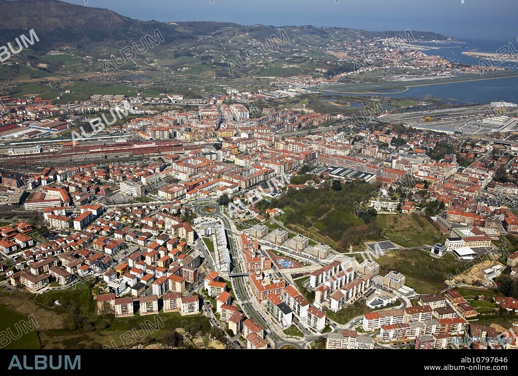 Irun (in foreground), Hondarribia (top), Bidasoa river mouth, Txingudi Bay, Basque Country, Spain.