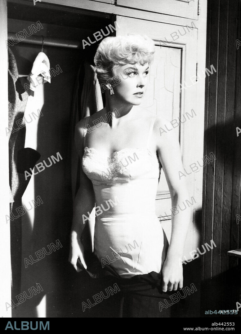 DORIS DAY en QUIÉREME O DÉJAME, 1955 (LOVE ME OR LEAVE ME), dirigida por CHARLES VIDOR. Copyright M.G.M.