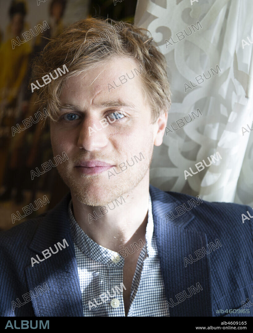 JOHNNY FLYNN. February 19, 2020, Hollywood, California, USA: JOHNNY FLYNN promotes the movie 'Emma' in Los Angeles. Flynn has also wrapped a new movie as D. Bowie. (Credit Image: © Armando Gallo/ZUMA Studio). 19/02/2020