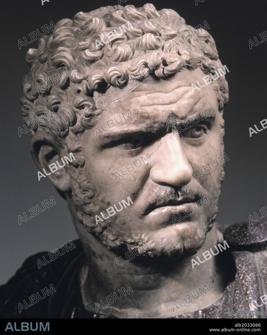 Caracalla, busto de mármol.