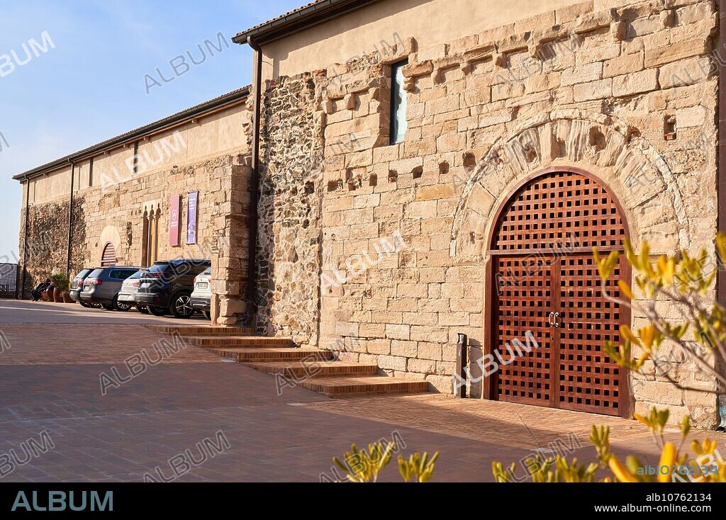 Castell de Falset Museu Comarcal Castle, Falset, El Priorat, Tarragona Province, Catalonia, Spain, Europe.