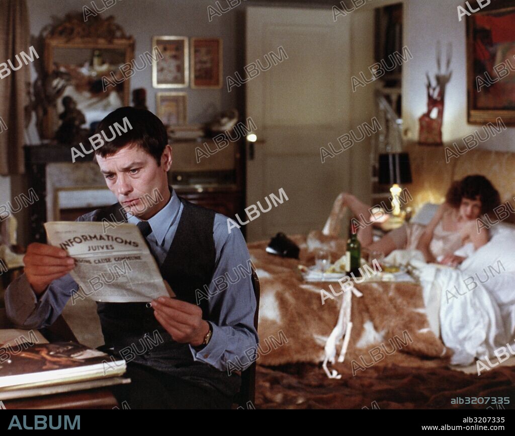 ALAIN DELON in MR. KLEIN, 1976, directed by JOSEPH LOSEY. Copyright BASIL FILM.