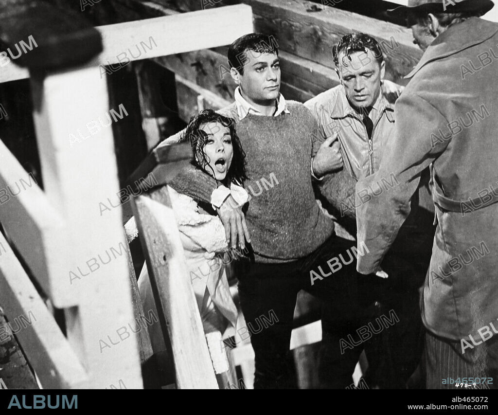 NATALIE WOOD y TONY CURTIS en LA PÍCARA SOLTERA, 1964 (SEX AND THE SINGLE GIRL), dirigida por RICHARD QUINE. Copyright WARNER BROTHERS.