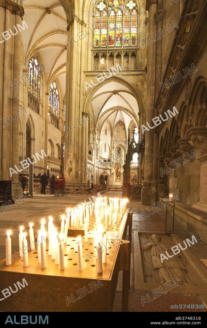 Interior of St. Peter's Cathedral in Regensburg, UNESCO World Heritage Site, Bavaria, Germany, Europe.