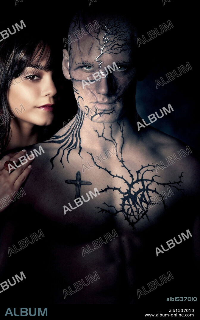 ALEX PETTYFER and VANESSA HUDGENS in BEASTLY, 2010, directed by DANIEL BARNZ. Copyright CBS FILMS/LIONSGATE/STOREFRONT FILMS.
