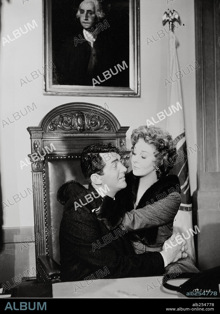 DEAN MARTIN and SUSAN HAYWARD in ADA, 1961, directed by DANIEL MANN. Copyright M.G.M.