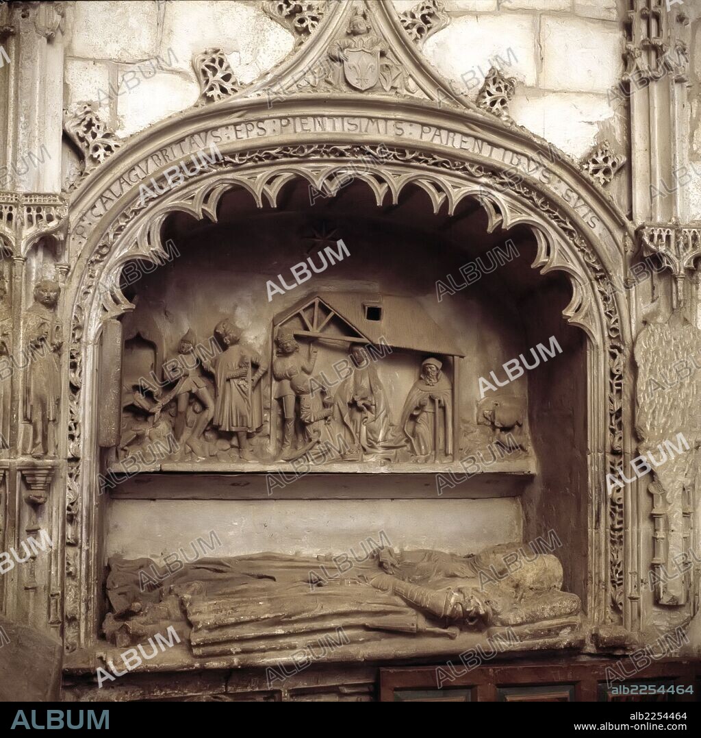 BURGOS. COVARRUBIAS. COLEGIATA DE SAN COSME Y SAN DAMIAN. SEPULCRO DE DON GERARDO DIAZ COVARRUBIAS Y ESPOSA OBRA DE AQUINO EGAS SIGLO XV.