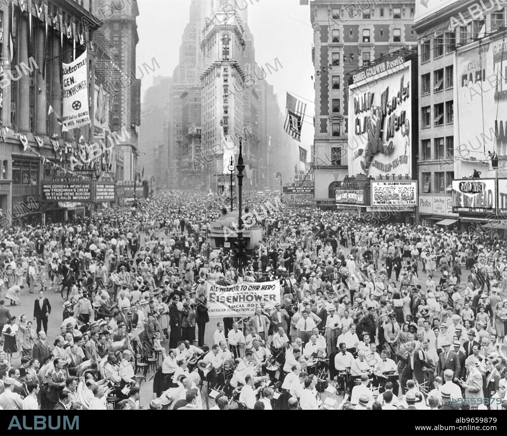 Crowd of General Dwight Eisenhower Supporters converge on Times Square after Parade, New York City, New York, USA, Dick Demarsico, New York World-Telegram, June 19, 1945.