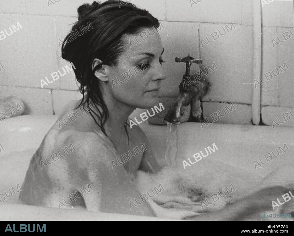 CARMEN SEVILLA en EL TECHO DE CRISTAL, 1971, dirigida por ELOY DE LA IGLESIA.