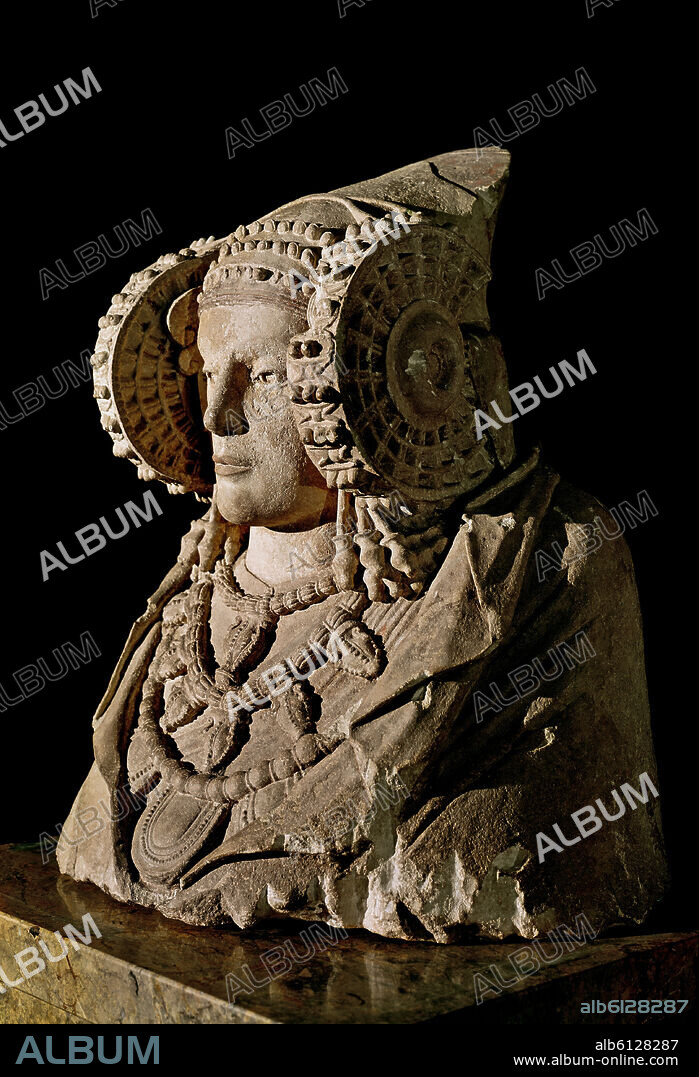DAMA DE ELCHE - ESCULTURA IBERICA - SIGLO IV AC- DESCUBIERTA EN 1897.