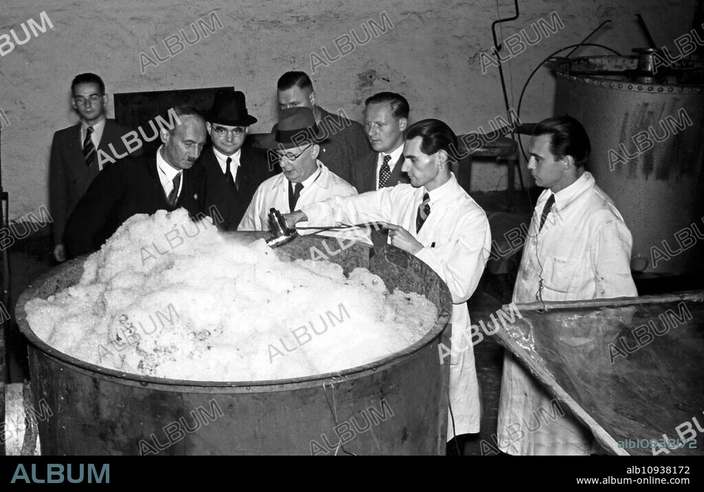 Wilhelm Keppler, consultant of the Four Year Plan with Arthur Imhausen at a guide tour through the soap works of the Deutsche Fettsäurewerke and Maerkische Seifenindustrie company at Witten, Germany 1930s.