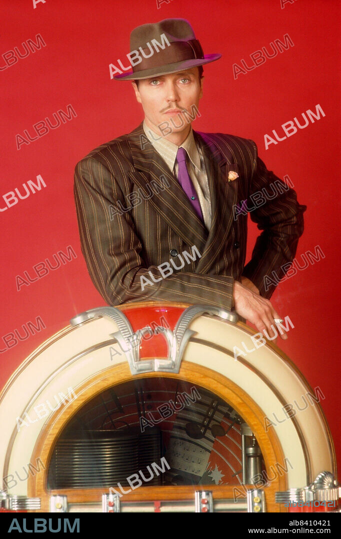 CHRISTOPHER WALKEN dans PENNIES FROM HEAVEN, 1981, réalisé par HERBERT ROSS. Copyright M.G.M.