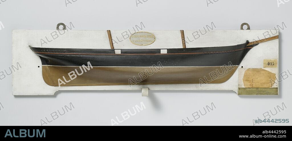 Half Model or a 4-Gun Schooner-Brig, Polychrome Plank Molded Model (starboard) of a two-mast. The deck is closed and surrounded by a railing with two gun gates, the bulwark can be lowered on the fore and aft decks. Sharp prowl. Elliptical fence surrounded by continuous railing, no side gallery, sterns falling strongly, rudder with round rudder king (Soetermeer's version) and rounded rudder blade. Sheer almost flat with emerging bow, one sunken barwood. Peaked round truss, sharp underwater ship. Both masts lean backwards. Scale 1:40 (scale on model), Dolphin (ship), Rijkswerf Vlissingen, Flushing, c. 1842 - c. 1844, wood (plant material), h 27.3 cm × w 101 cm × d 13 cm.