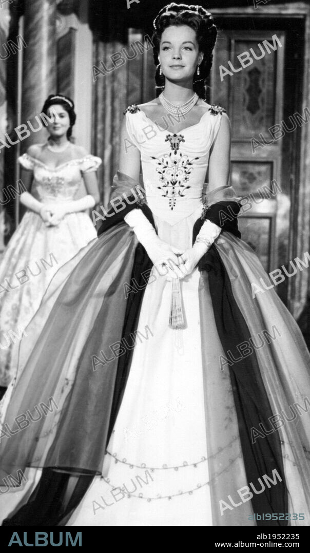 ELISABETH VON BAYERN und ROMY SCHNEIDER. ROMY SCHNEIDER in SISSI-SCHICKSALSJAHRE EINER KAISERIN, 1957, unter der Regie von ERNST MARISCHKA. Copyright ERMA FILM.
