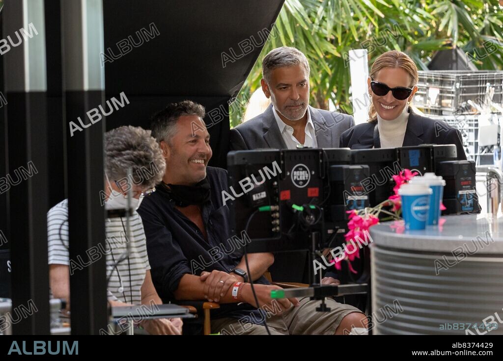 GEORGE CLOONEY und JULIA ROBERTS in TICKET INS PARADIES, 2022 (TICKET TO PARADISE), unter der Regie von OL PARKER. Copyright RED OM FILMS.