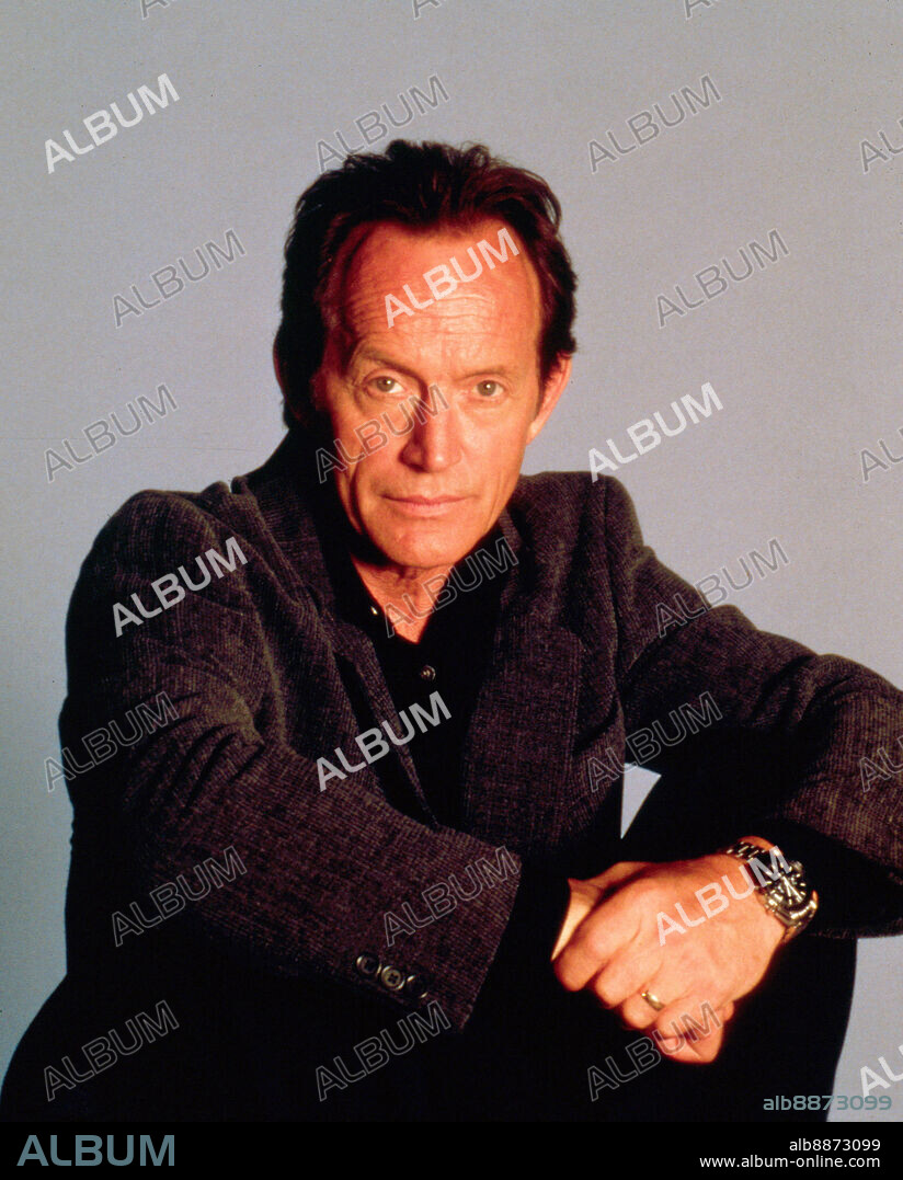 LANCE HENRIKSEN in MILLENNIUM - FÜRCHTE DEINEN NÄCHSTEN WIE DICH SELBST, 1996 (MILLENNIUM), unter der Regie von CHRIS CARTER. Copyright 20TH CENTURY FOX TV.