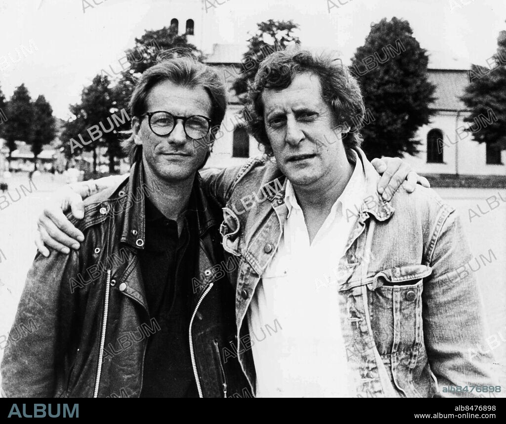 GÖTEBORG 1987-07-21.. Hans Wiktorsson - skådespelare och musiker. Han är mest känd i rollen som Kurt Olssons kompanjon Arne, men har även varit rockmusiker i Gläns över sjö & strand och Nationalteatern. Här ses han tillsammans med Lasse Brandeby. *** Local Caption *** GP Foto: Harry Nicolaisen / Kamerareportage / TT / Kod: 2524.