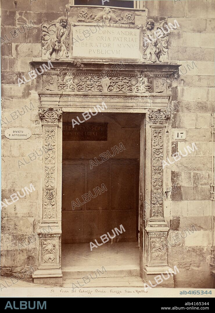 ANDREA DORIA. Génova. “Porta del Palazzo Doria, Piaza San Mateo”.