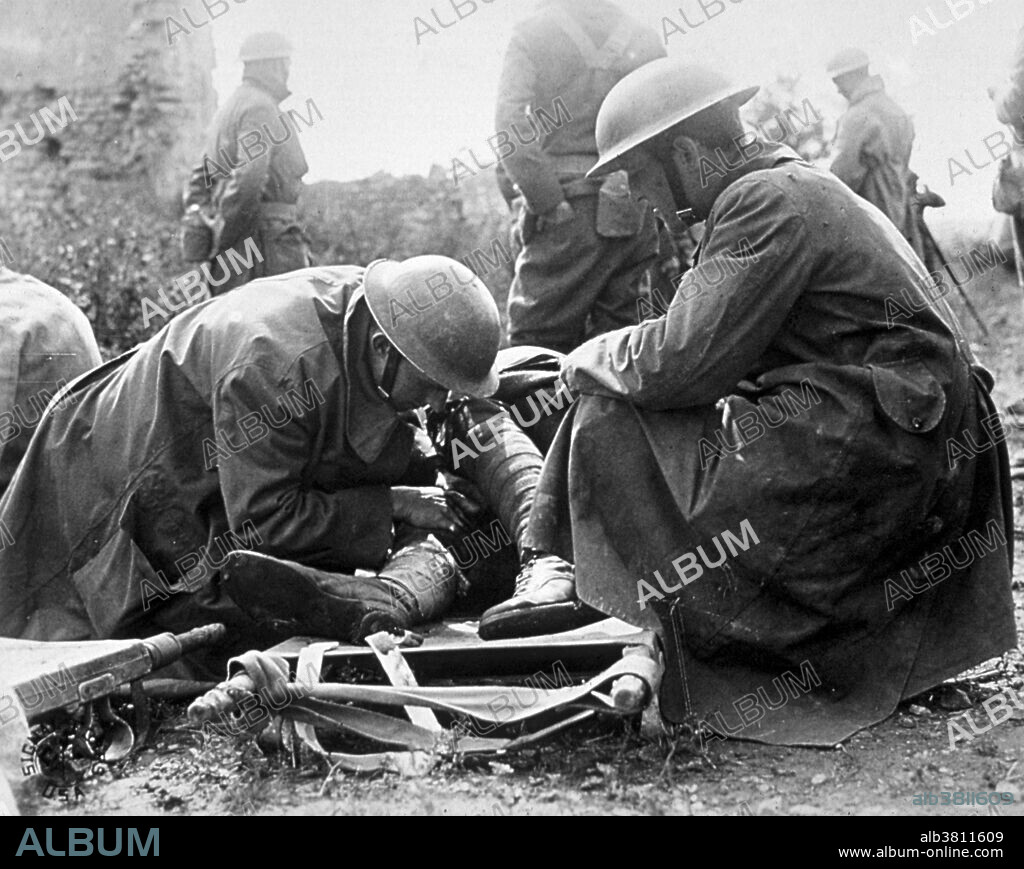 The Ambulance Company (27th Infantry Division was a unit of the Army National Guard) administering first aid at an advance dressing station in France during World War I, 1918. A field hospital is a large mobile medical unit, or mini hospital, that temporarily takes care of casualties on-site before they can be safely transported to more permanent hospital facilities. A field hospital is larger than a temporary aid station but smaller than a permanent military hospital.