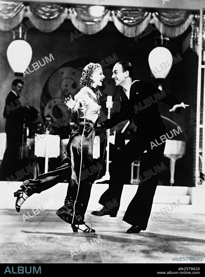 FRED ASTAIRE y GINGER ROGERS en SIGAMOS LA FLOTA, 1936 (FOLLOW THE FLEET), dirigida por MARK SANDRICH. Copyright RKO.