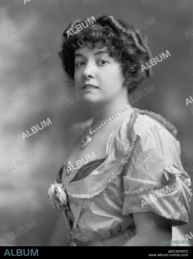Millicent Hearst, Wife of William Randolph Hearst, Portrait, circa 1905.