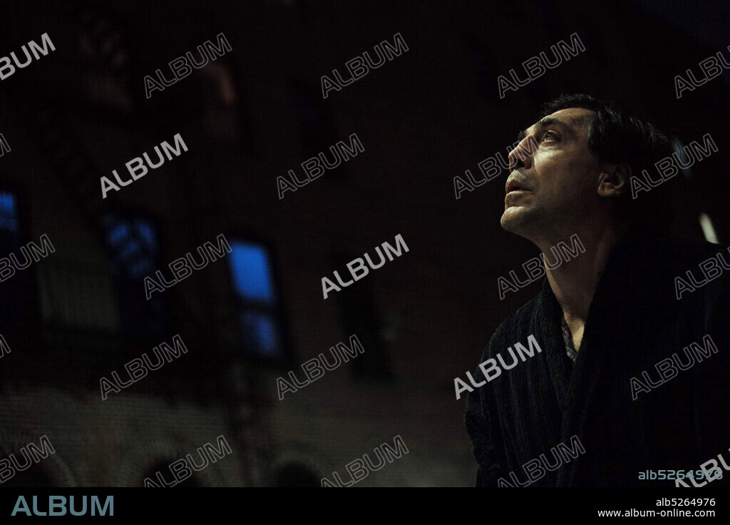 JAVIER BARDEM en LOS CAMINOS QUE NO ESCOGEMOS, 2020 (THE ROADS NOT TAKEN), dirigida por SALLY POTTER. Copyright BBC FILMS.