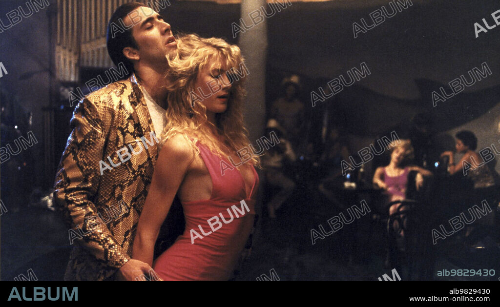 LAURA DERN und NICOLAS CAGE in WILD AT HEART - DIE GESCHICHTE VON SAILOR UND LULA, 1990 (WILD AT HEART), unter der Regie von DAVID LYNCH. Copyright PolyGram Filmed Entertainment/Propaganda Films.
