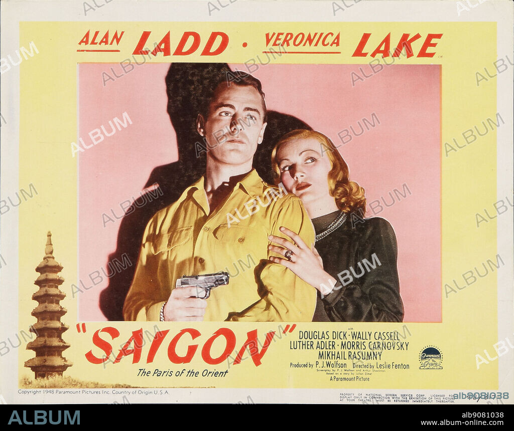 ALAN LADD y VERONICA LAKE en SAIGON, 1947, dirigida por LESLIE FENTON. Copyright PARAMOUNT PICTURES.