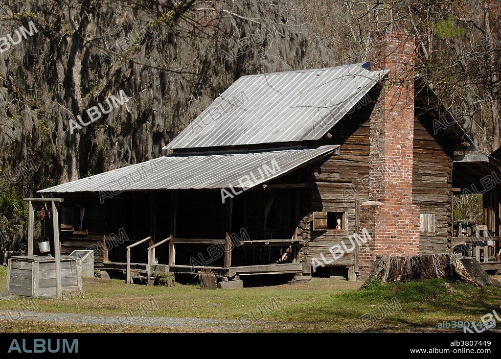 1800's pioneer homestead belonging to Henry Obediah Barber, restored in 1989. Obediah's Okefenok Homestead, Waycross, Georgia.