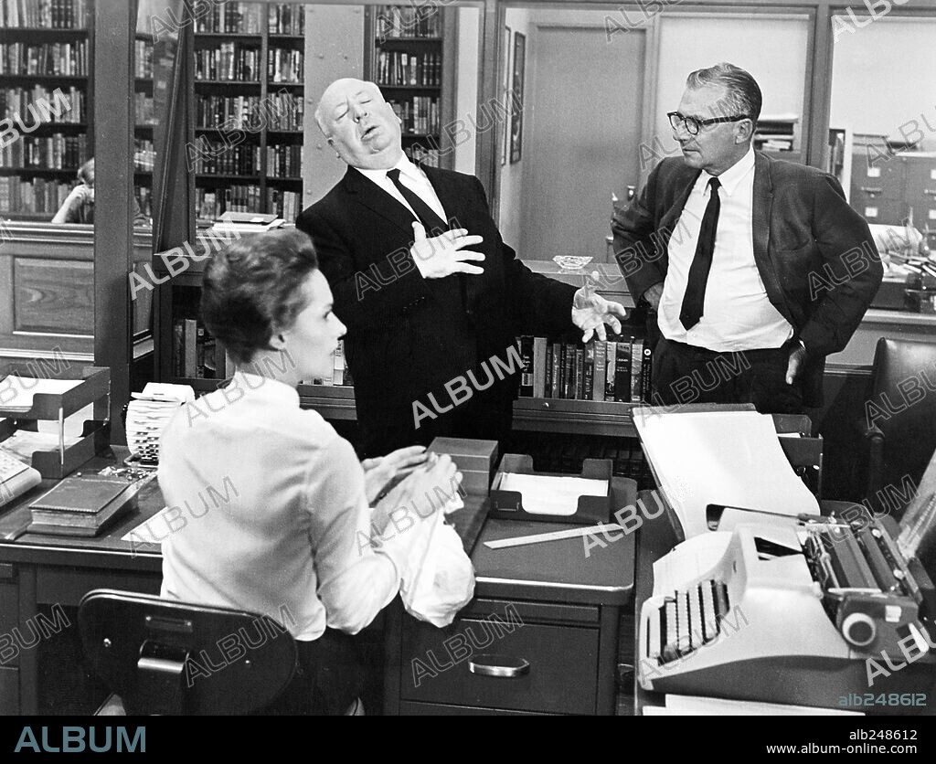 ALFRED HITCHCOCK y TIPPI HEDREN en MARNIE, LA LADRONA, 1964 (MARNIE), dirigida por ALFRED HITCHCOCK. Copyright UNIVERSAL PICTURES.