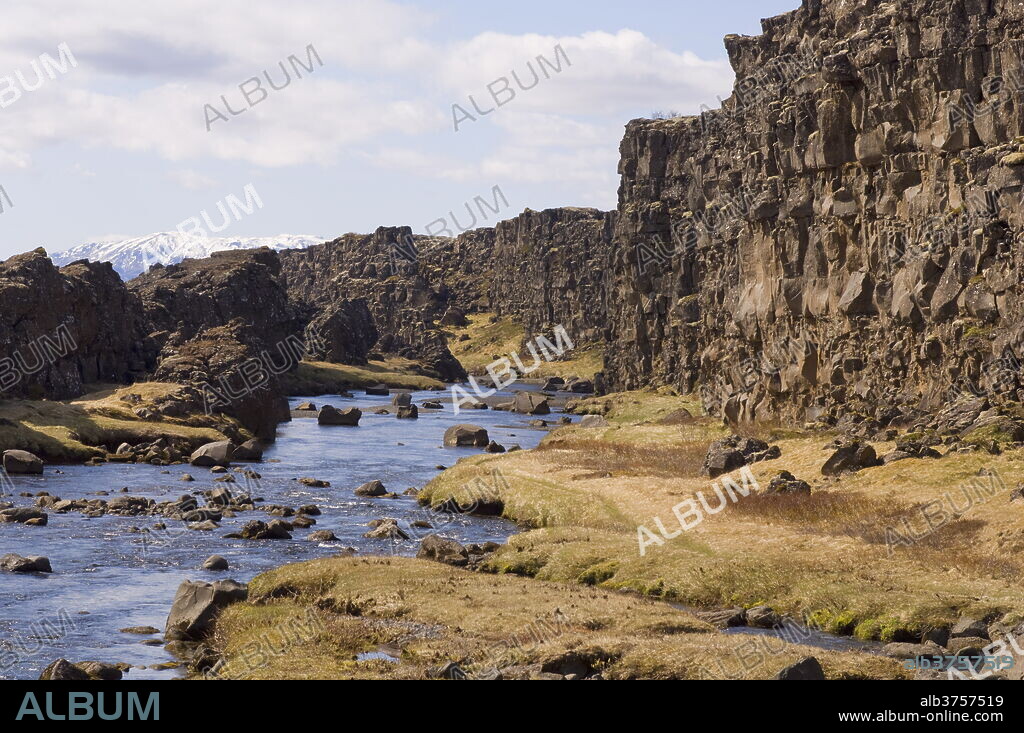 Oxararfoss waterfall on Mid-Atlantic Rift, Thingvellir National Park, UNESCO World Heritage Site, Iceland, Polar Regions.