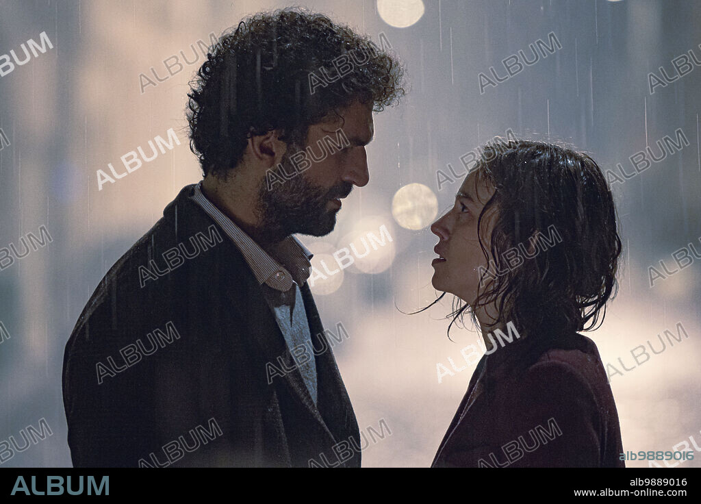 LOU DE LAAGE et Sébastien Pouderoux dans LE TOURBILLON DE LA VIE, 2022, réalisé par OLIVIER TREINER. Copyright Wy Productions Mars Films.