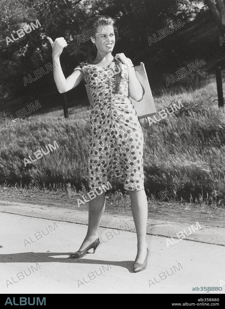 JANE FONDA en LA GATA NEGRA, 1962 (WALK ON THE WILD SIDE), dirigida por EDWARD DMYTRYK. Copyright COLUMBIA PICTURES.