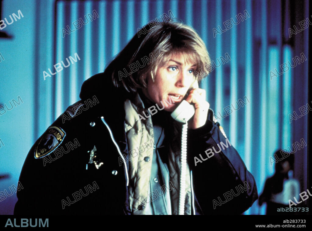 FRANCES McDORMAND in FARGO, 1996, unter der Regie von ETHAN COEN und JOEL COEN. Copyright POLYGRAM.