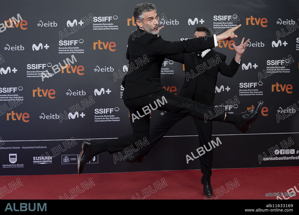 Diego Lerman and Leonardo Sbaraglia attended Red Carpet Modi El Hombre Que Amaba los Platos Voladores" Premiere during 72st San Sebastian International Film Festival at Kursaal Palace on September 24, 2024 in Donostia / San Sebastian, Spain.