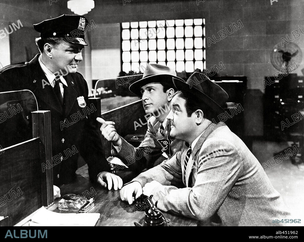 BUD ABBOTT and LOU COSTELLO in HIT THE ICE, 1943, directed by CHARLES LAMONT. Copyright UNIVERSAL PICTURES.