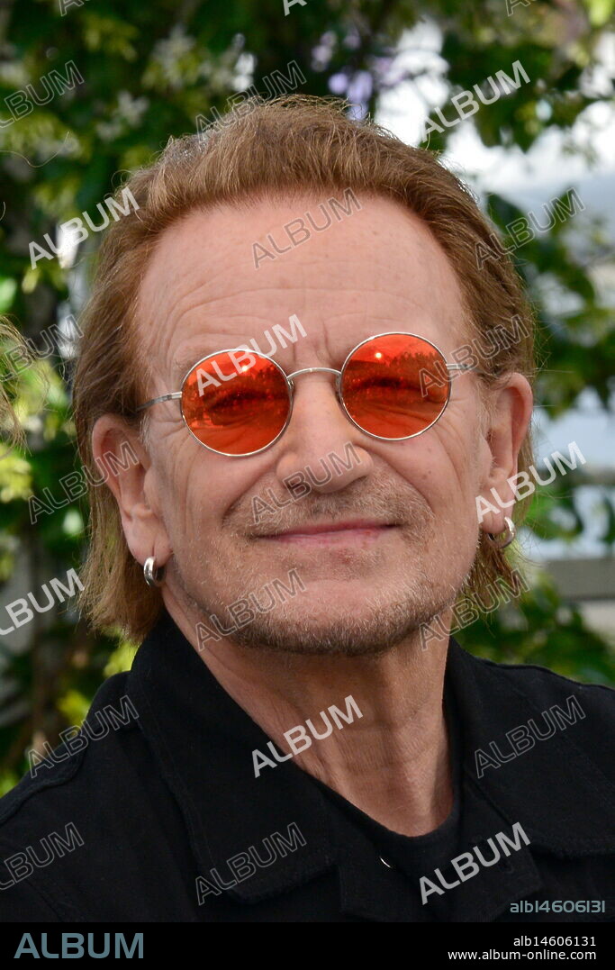 BONO and [BONO U2}. May 17, 2025, Cannes, France: CANNES, FRANCE - MAY 17: Bono poses during the ''Bono: Stories Of Surrender'' photocall at the 78th annual Cannes Film Festival at Palais des Festivals on May 17, 2025 in Cannes, France. (Credit Image: © Frederick Injimbert/ZUMA Press Wire).