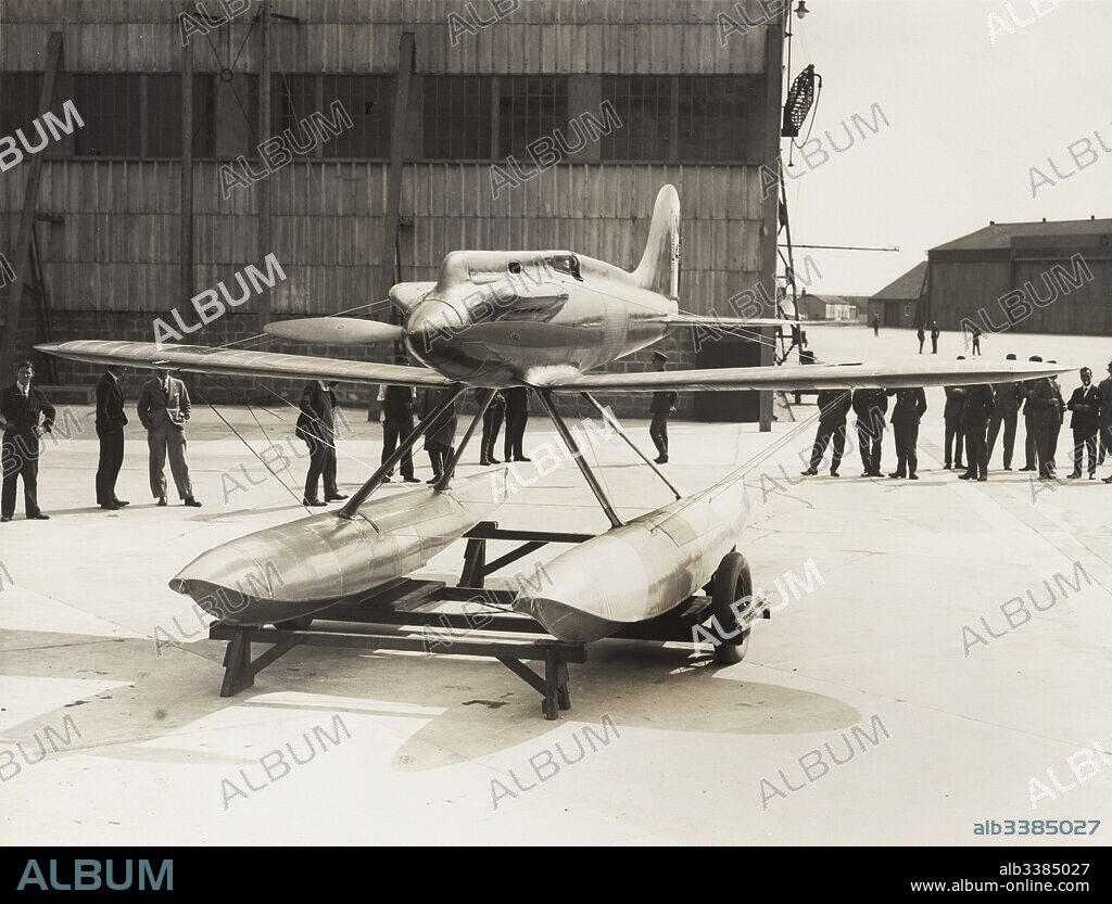 Gloster VI seaplane with Napier Lion VIID engine, winner of the 1929 Schneider Trophy.