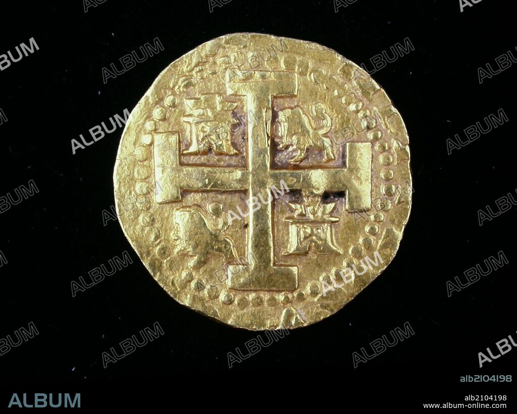 NUMISMATICA. MONEDA MODERNA. OCHO ESCUDOS DE ORO, DE FELIPE V. ANVERSO. CRUZ DE JERUSALEN ACURTELADA DE CASTILLOS Y LEONES. (DEPOSITO: MUSEO ARQUEOLOGICO NACIONAL).