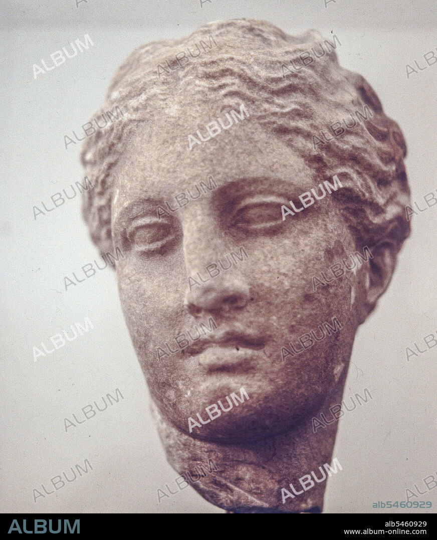Cabeza de la diosa Higía, atribuida a Escopas, 360 a.C. , escultura procedente de Tegea en Arcadia. Museo Arqueológico Nacional de Atenas.