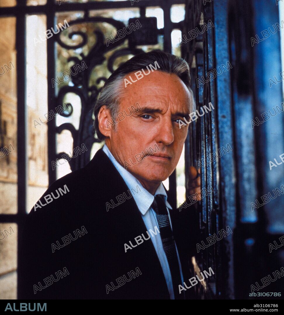 DENNIS HOPPER in WITCH HUNT, 1994, directed by PAUL SCHRADER. Copyright HBO.